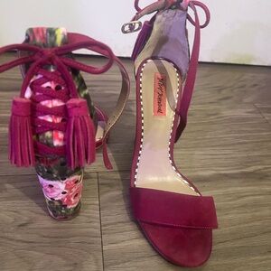 Betsey Johnson Women's Floral and Pink Heels